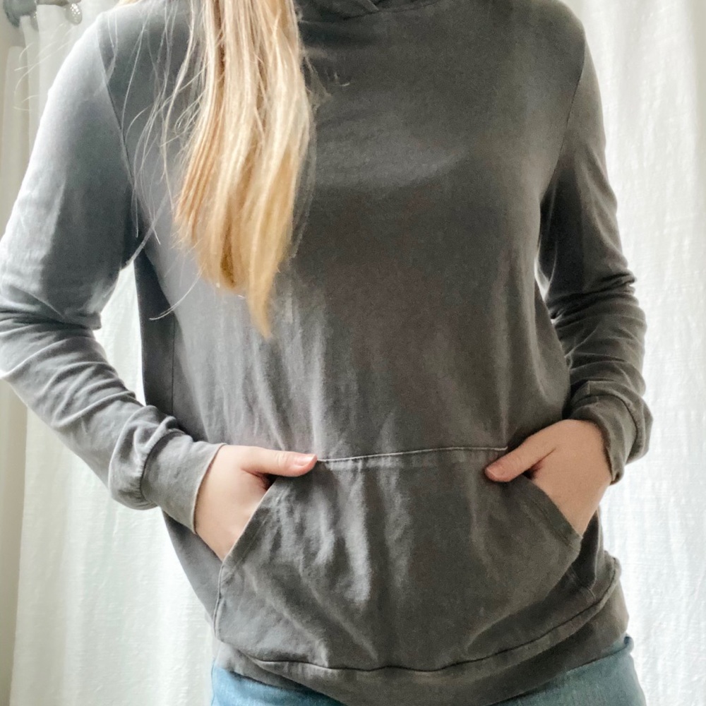 Forever 21 Sweatshirt